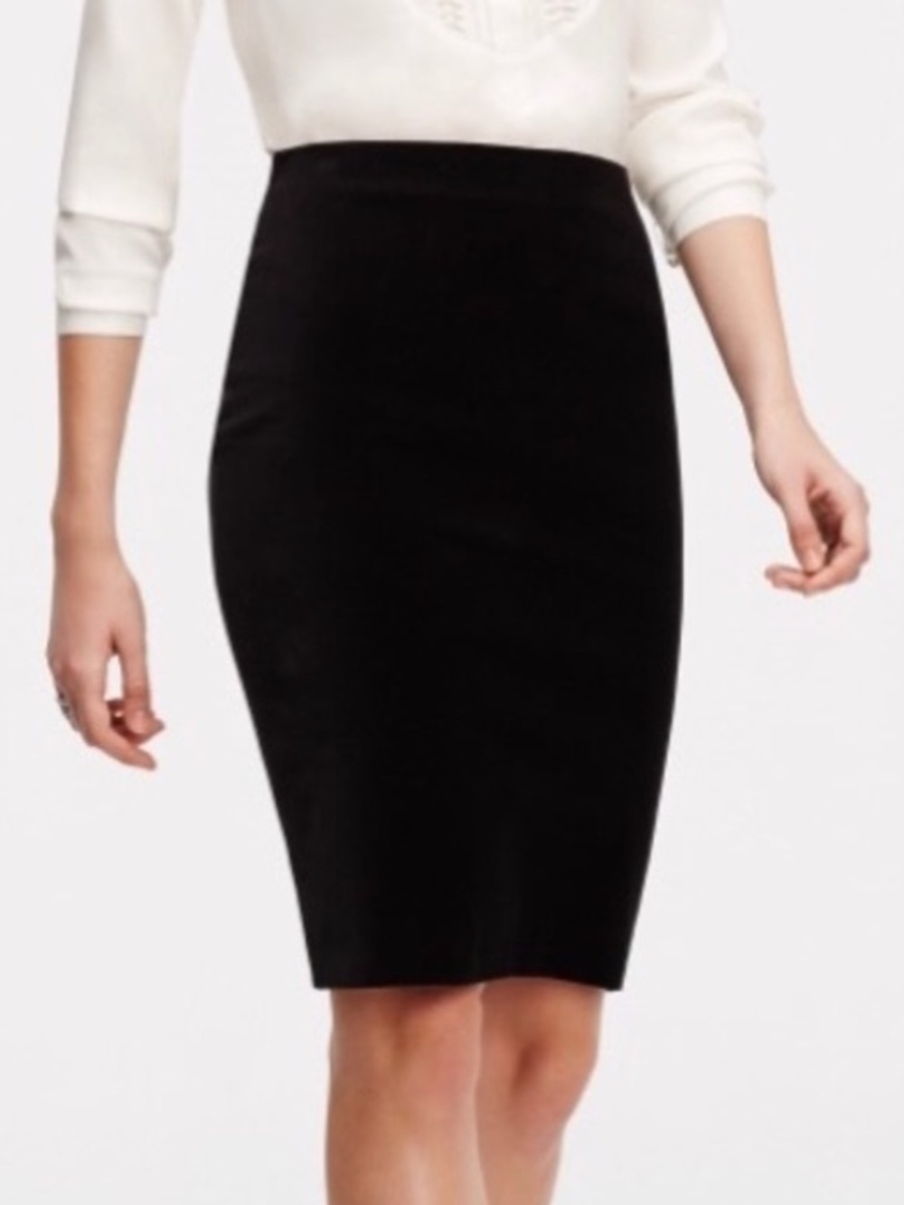 Ann Taylor Women Size 4 Career Black Velvet Knee Length Lined Pencil Skirt NWT